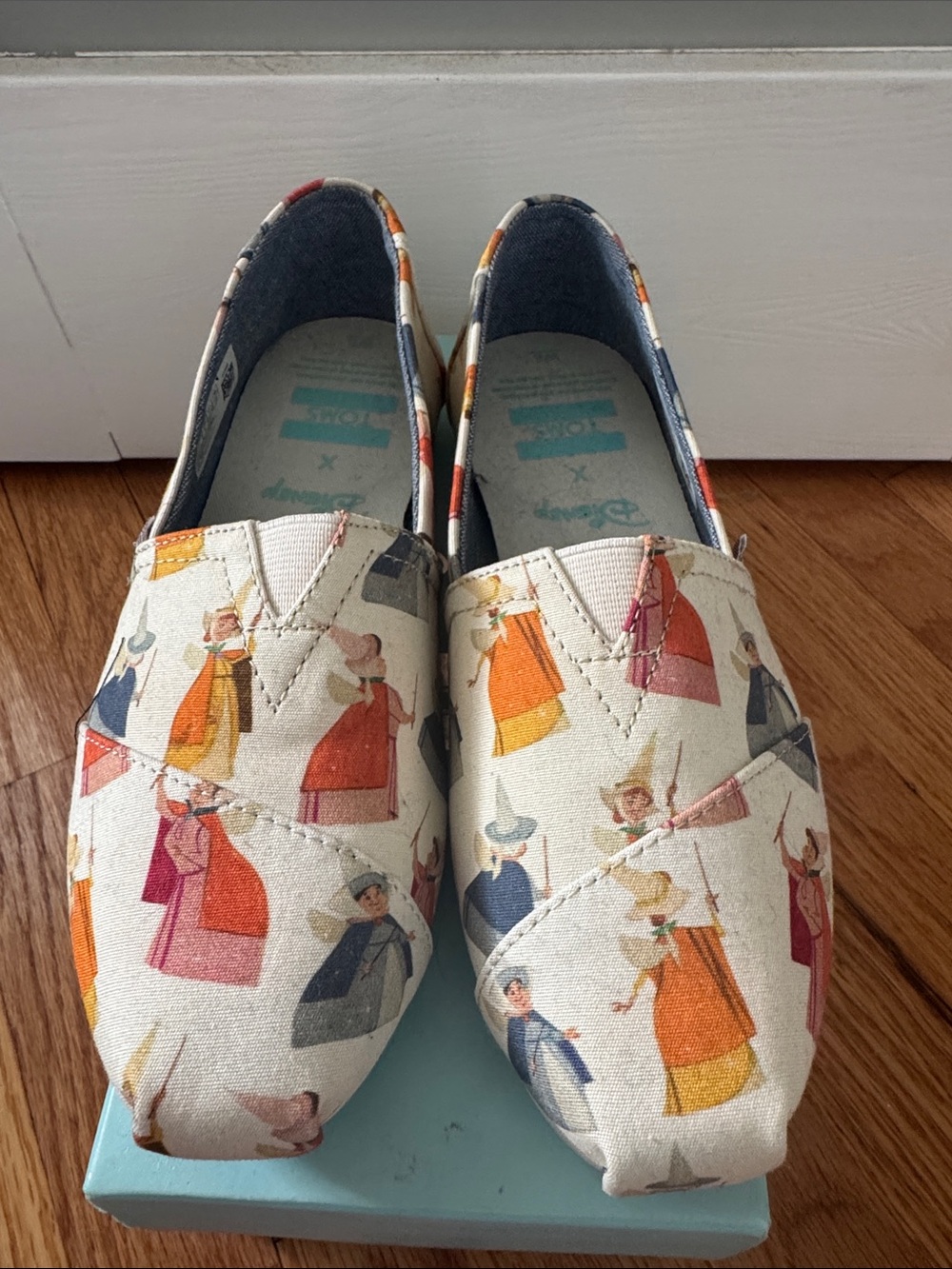Toms & Disney! Cream Canvas Slip-On Flats with Multicolor Fairies Print - Picture 2 of 4